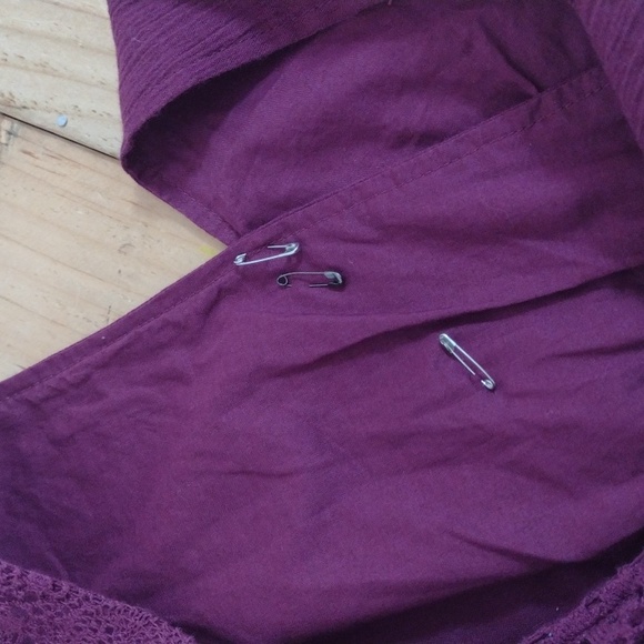 Eddie Bauer Magenta V-neck Fit & Flare Knee Length Dress Size 2 - Picture 13 of 14